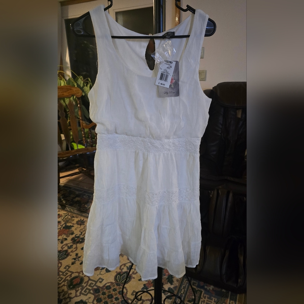 Lily Rose white lace summer tank dress with a tiered skirt. Nwt ptp 18"